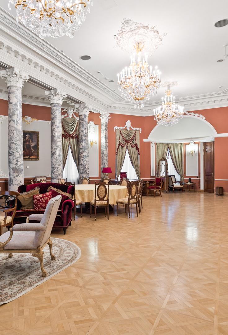 Nevsky pr., 15